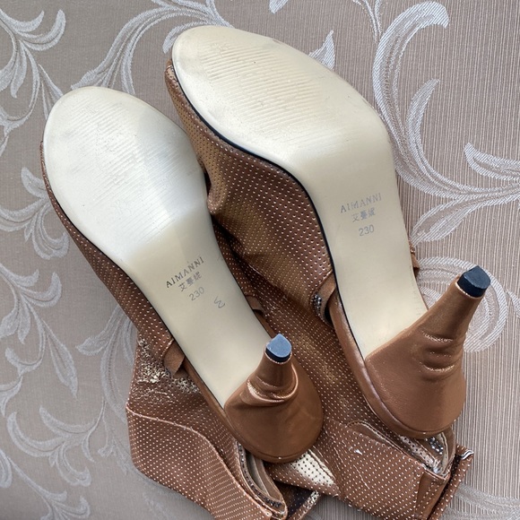 🌸 GONE…DONATED - Picture 10 of 11